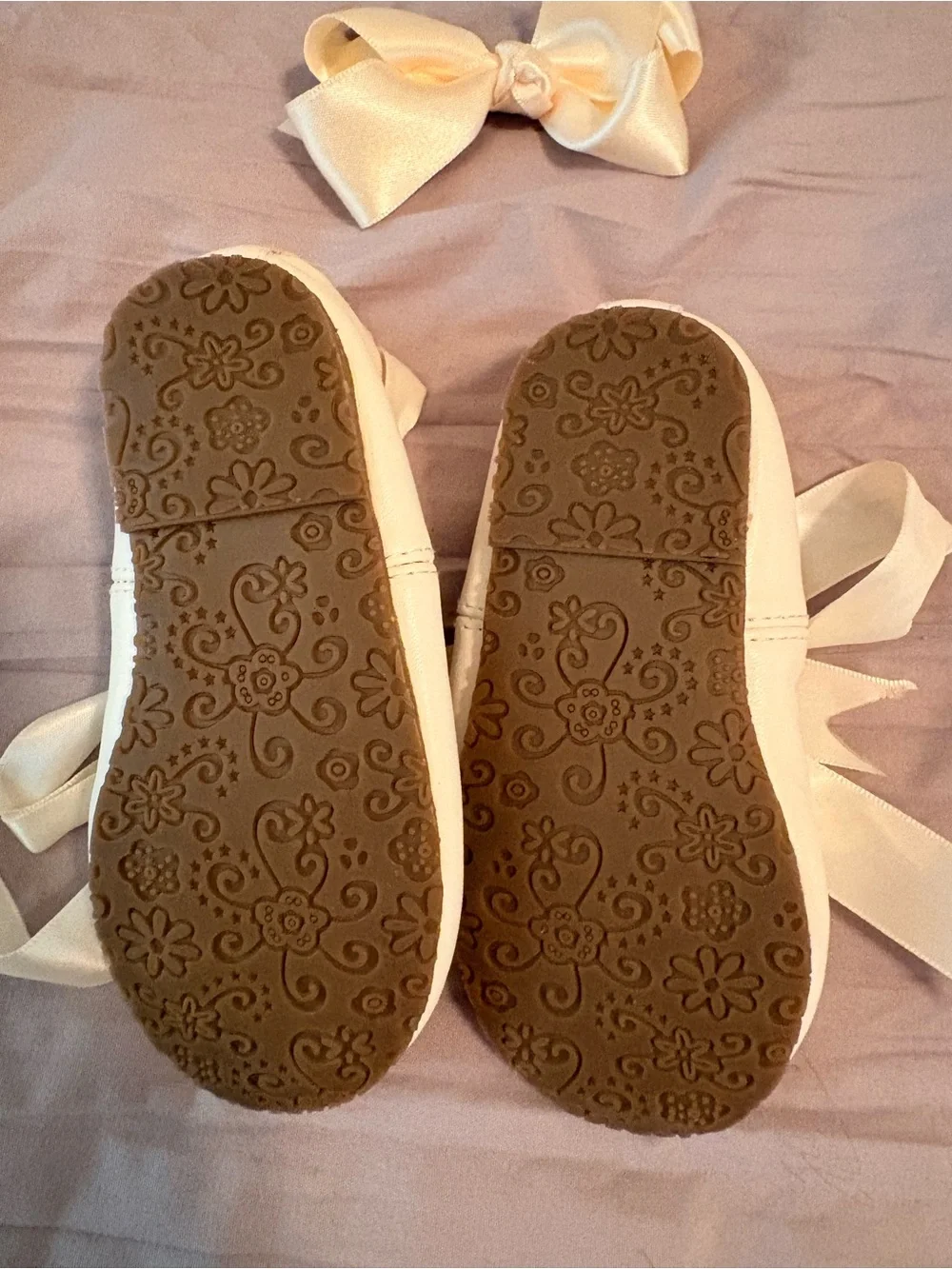 Flower girl set: Cream Satin Ballet Flats with Ribbon Tie, hair bow, tights